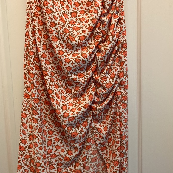 Off the shoulder dress - Picture 5 of 7